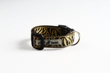 Cargar imagen en el visor de la galería, Collar Zebra
